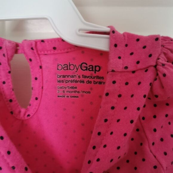 2/$15 Gap baby girl long sleeve shirt 3-6m - Picture 3 of 4